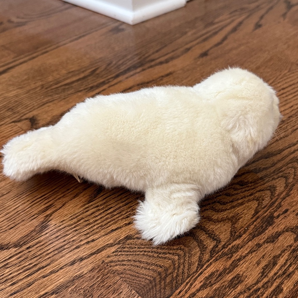 WWF Seal - 38 cm - 15" | White - Bon Ton Toys - Picture 7 of 12